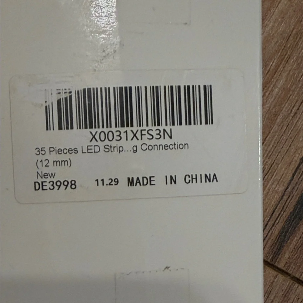 White color change strip light Connector Clips (+RGBW)